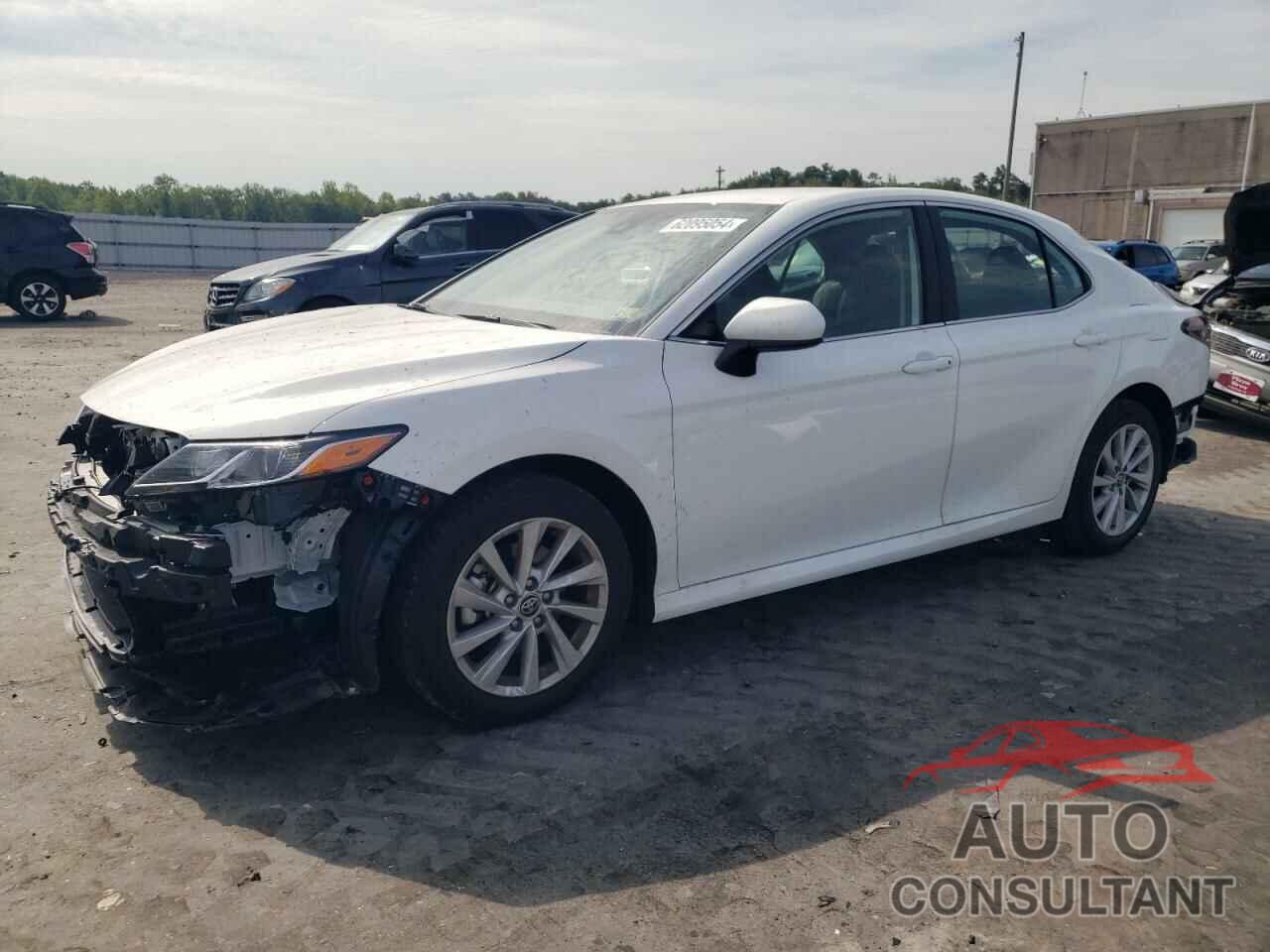 TOYOTA CAMRY 2024 - 4T1C11BK9RU121920
