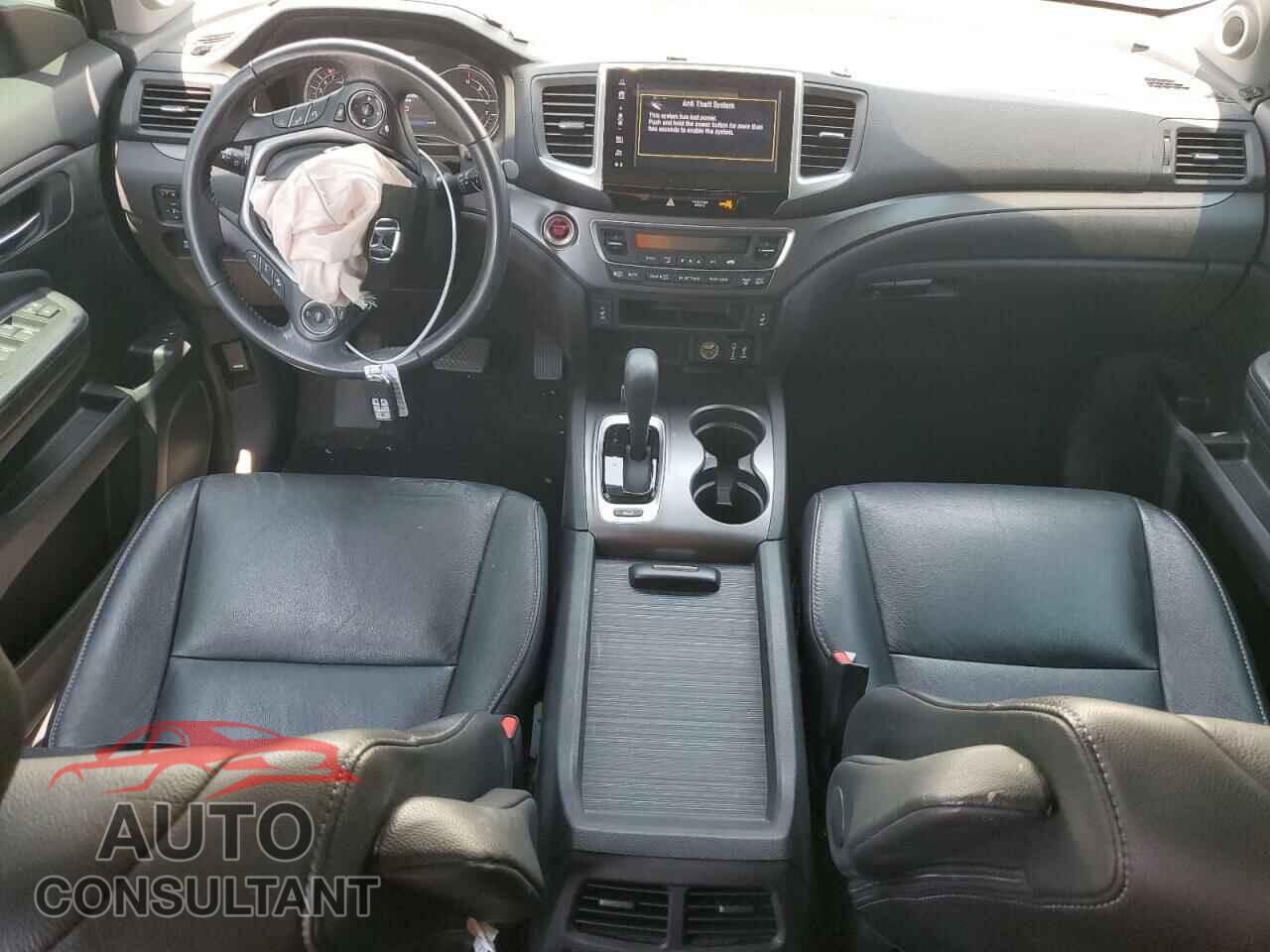 HONDA PILOT 2017 - 5FNYF6H77HB049974