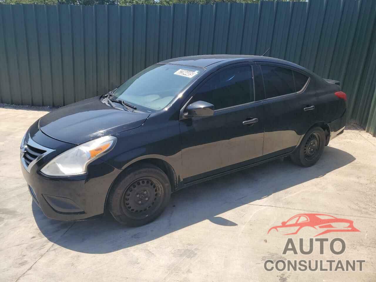 NISSAN VERSA 2018 - 3N1CN7AP8JL834060