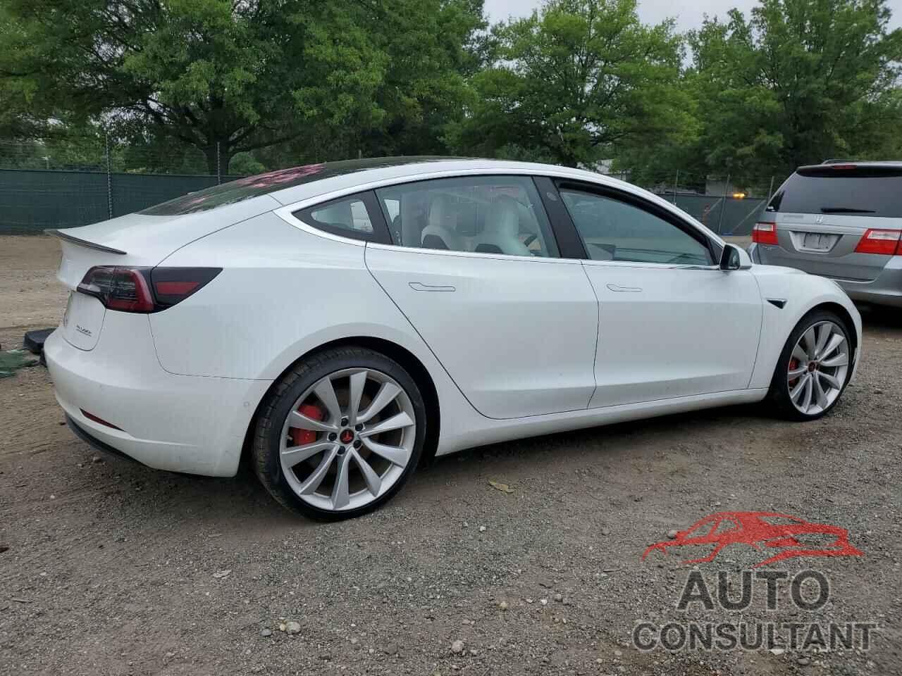 TESLA MODEL 3 2018 - 5YJ3E1EB0JF081308