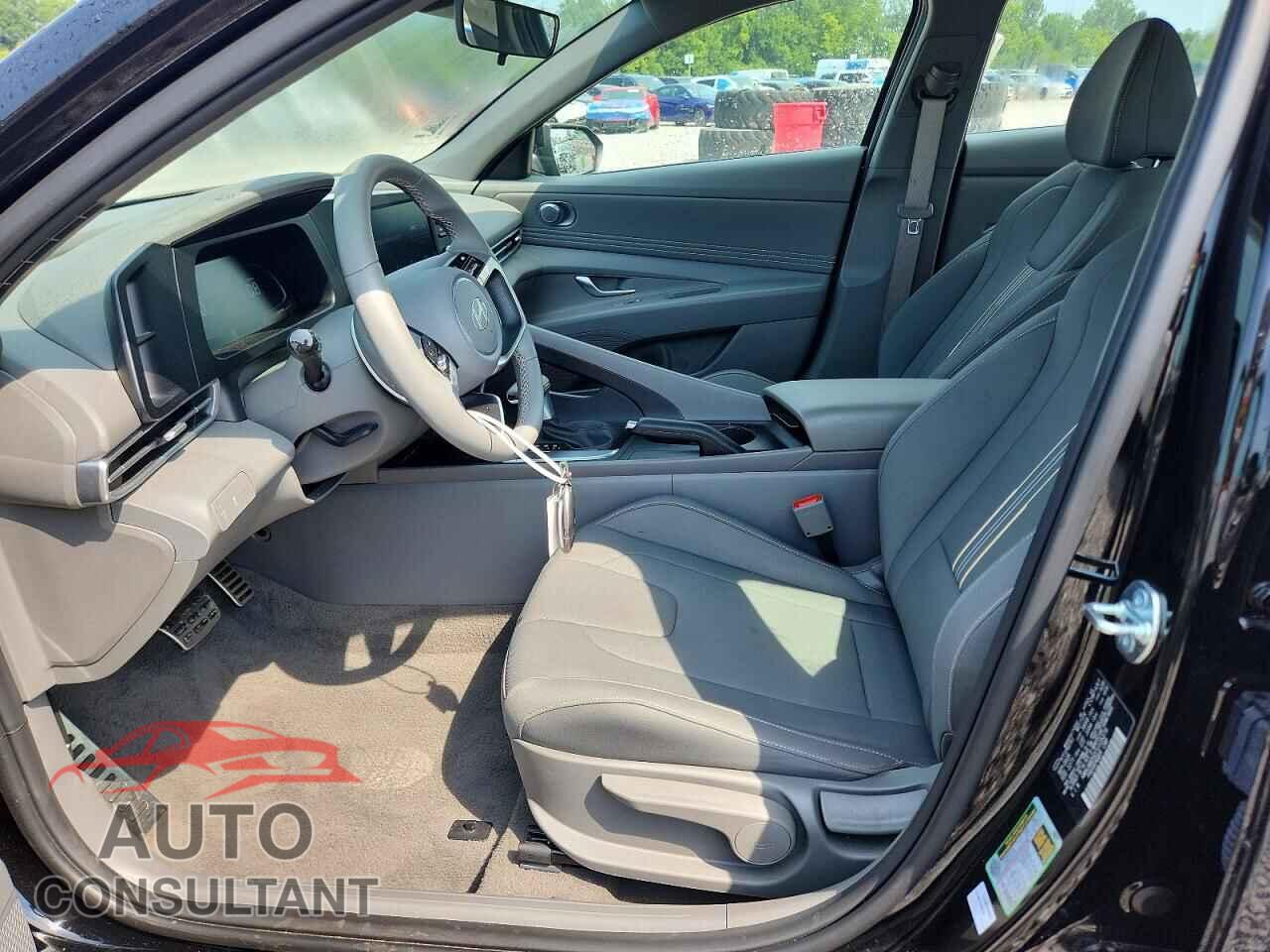 HYUNDAI ELANTRA 2026 - KMHLM4DG3TU105379
