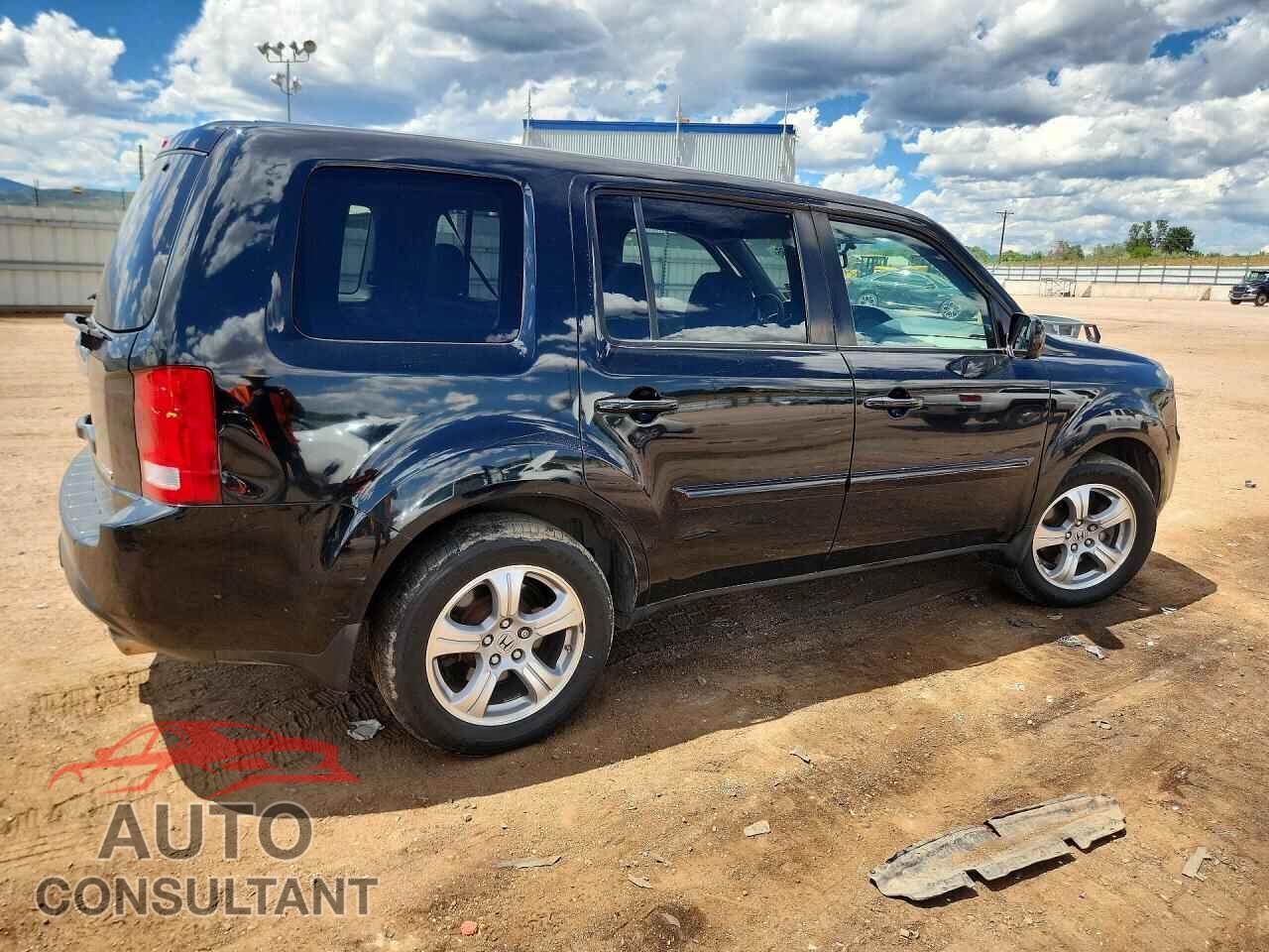 HONDA PILOT 2013 - 5FNYF4H54DB032546