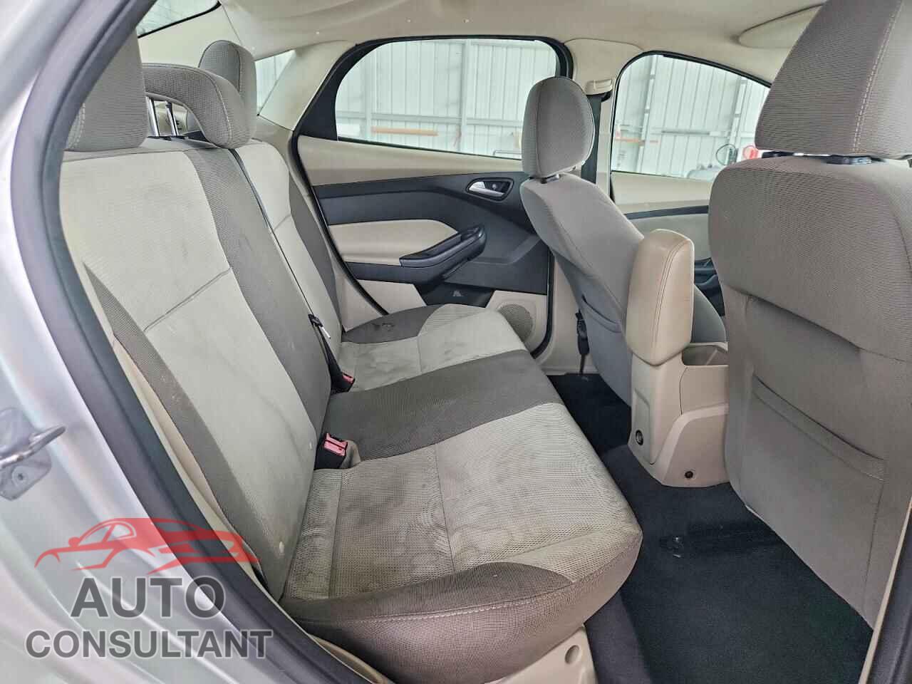 FORD FOCUS 2014 - 1FADP3F22EL184361