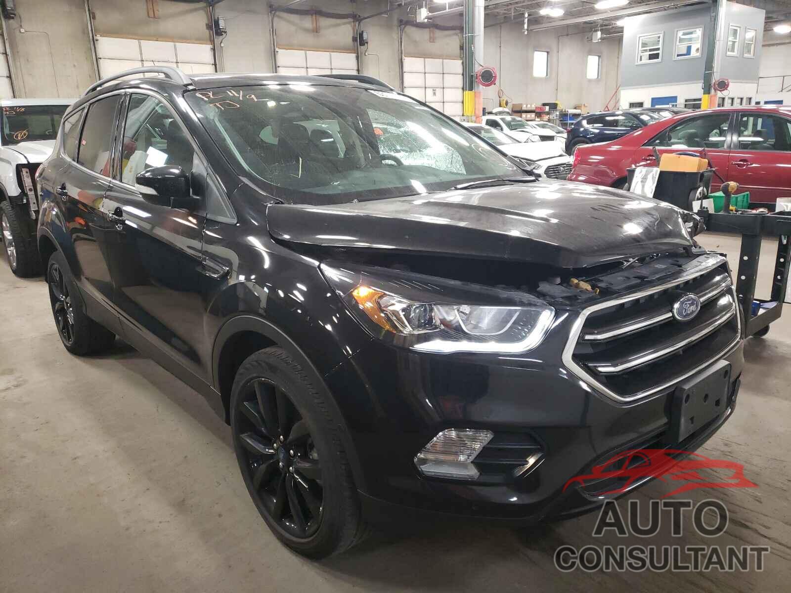 FORD ESCAPE 2019 - 1FMCU9J9XKUB39014