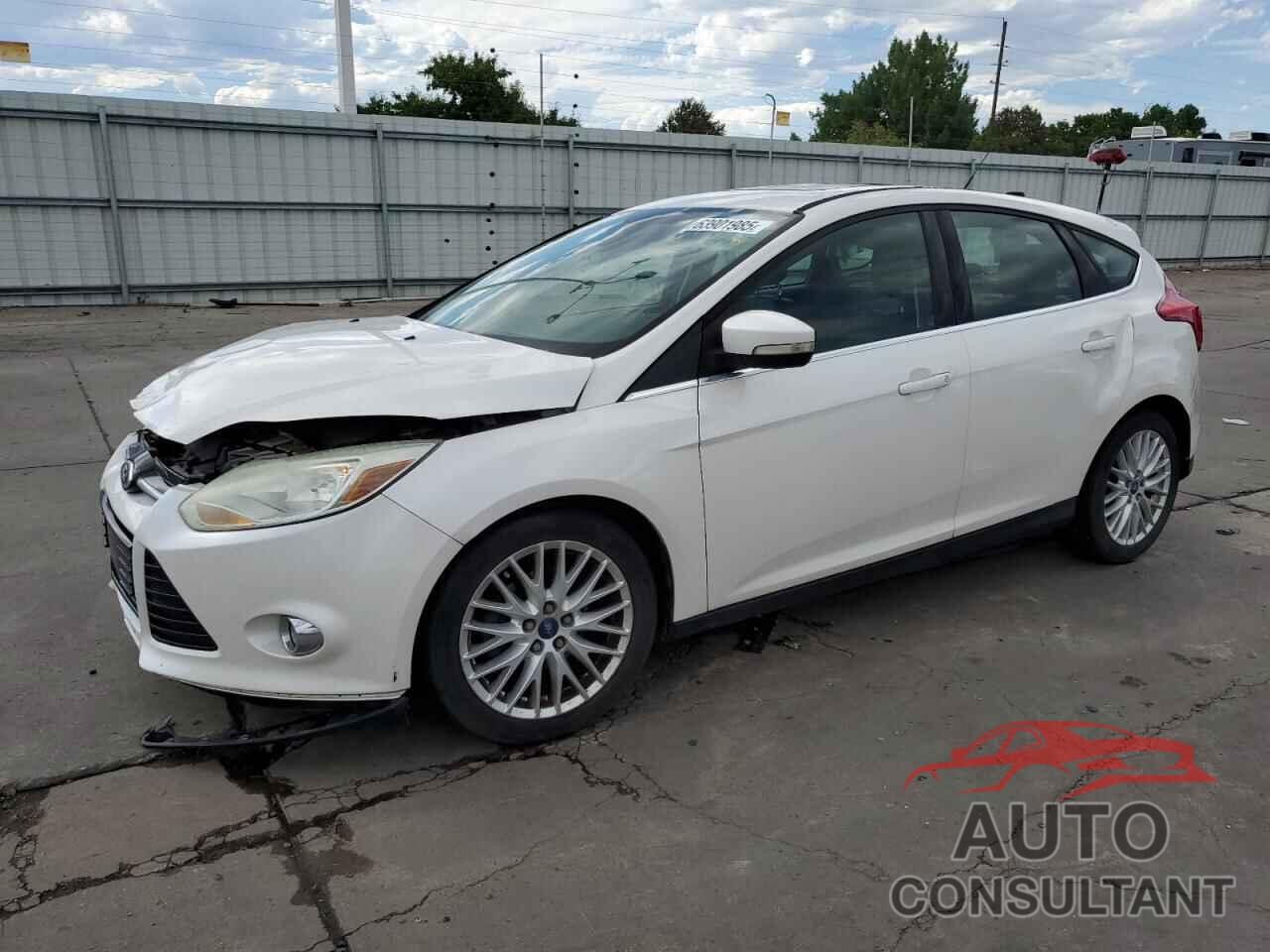FORD FOCUS 2012 - 1FAHP3M25CL301710