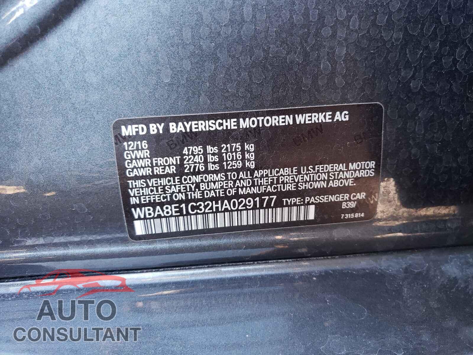 BMW 3 SERIES 2017 - WBA8E1C32HA029177