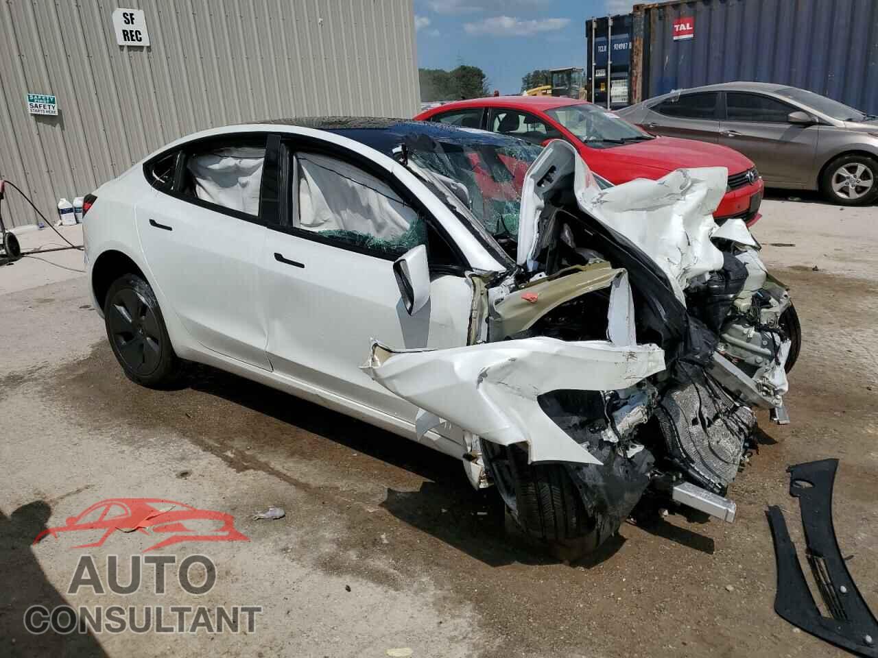 TESLA MODEL 3 2023 - 5YJ3E1EB7PF608267