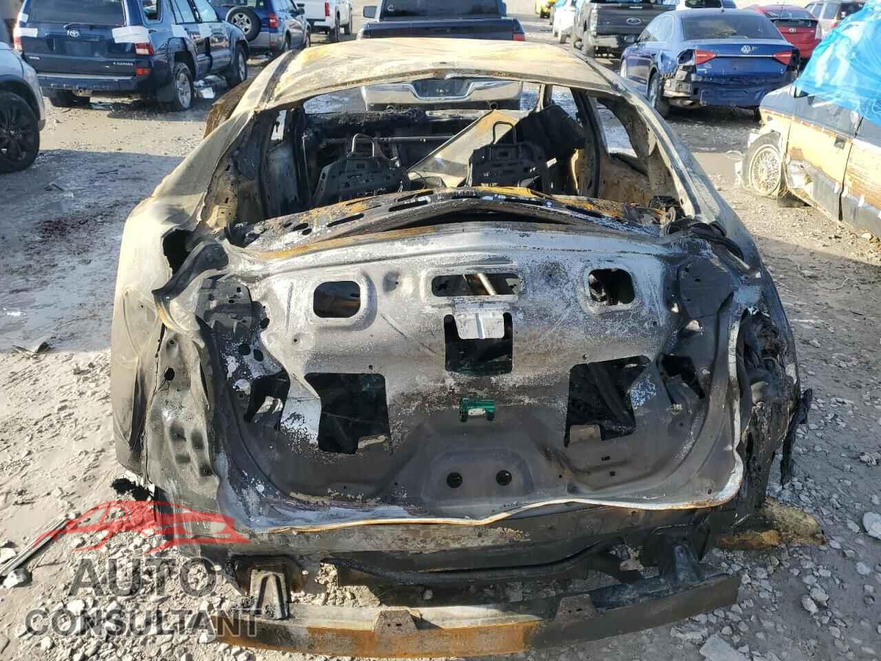 FORD FOCUS 2017 - 1FADP3E2XHL262181