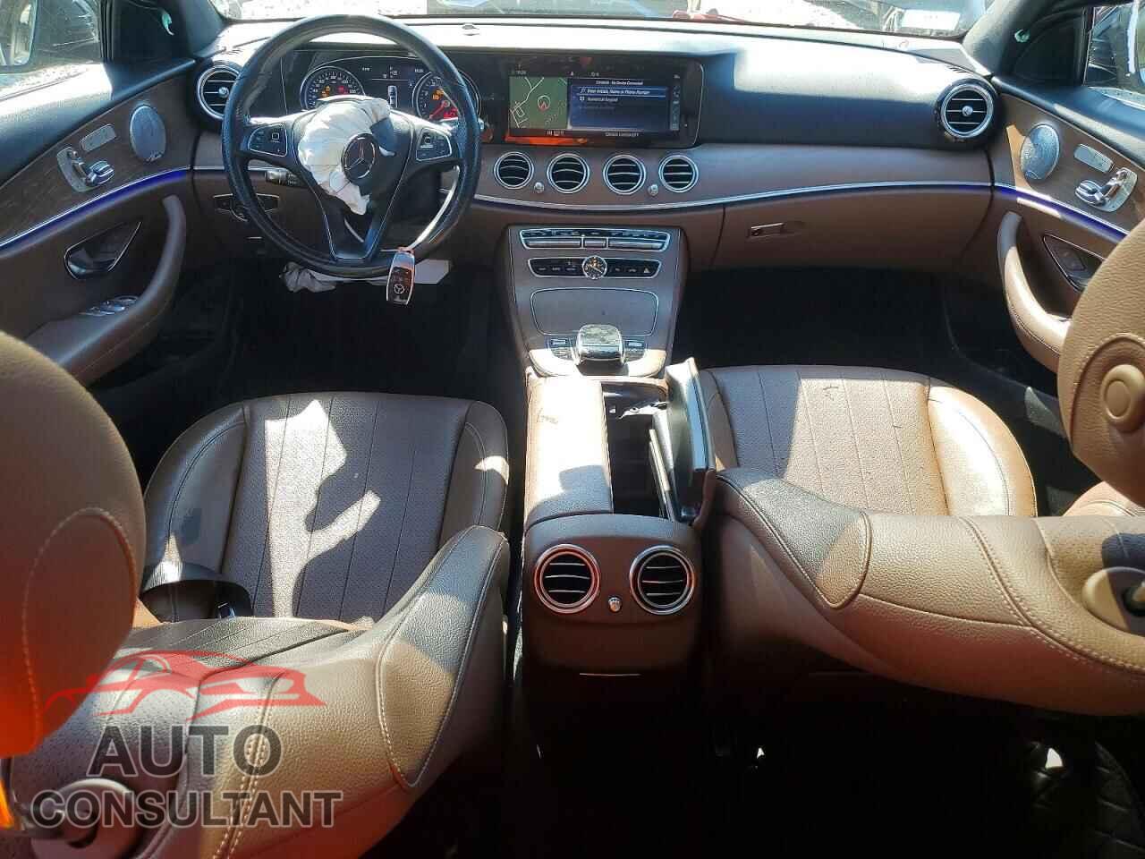 MERCEDES-BENZ E-CLASS 2018 - WDDZF4KBXJA328460