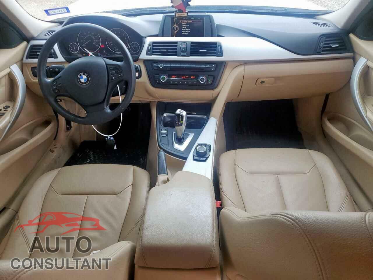 BMW 3 SERIES 2012 - WBA3A5C51CF345177