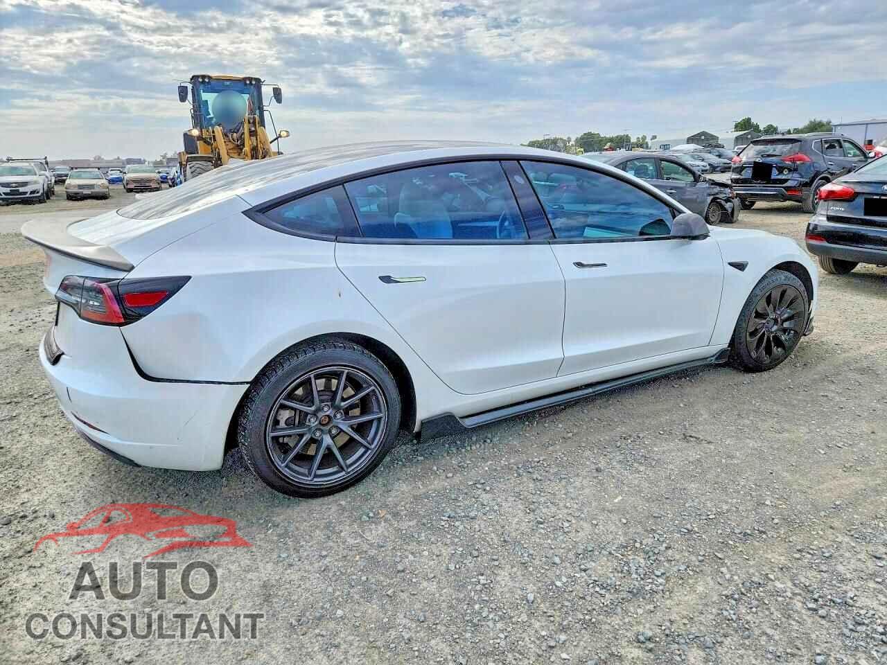 TESLA MODEL 3 2023 - 5YJ3E1EA6PF565211