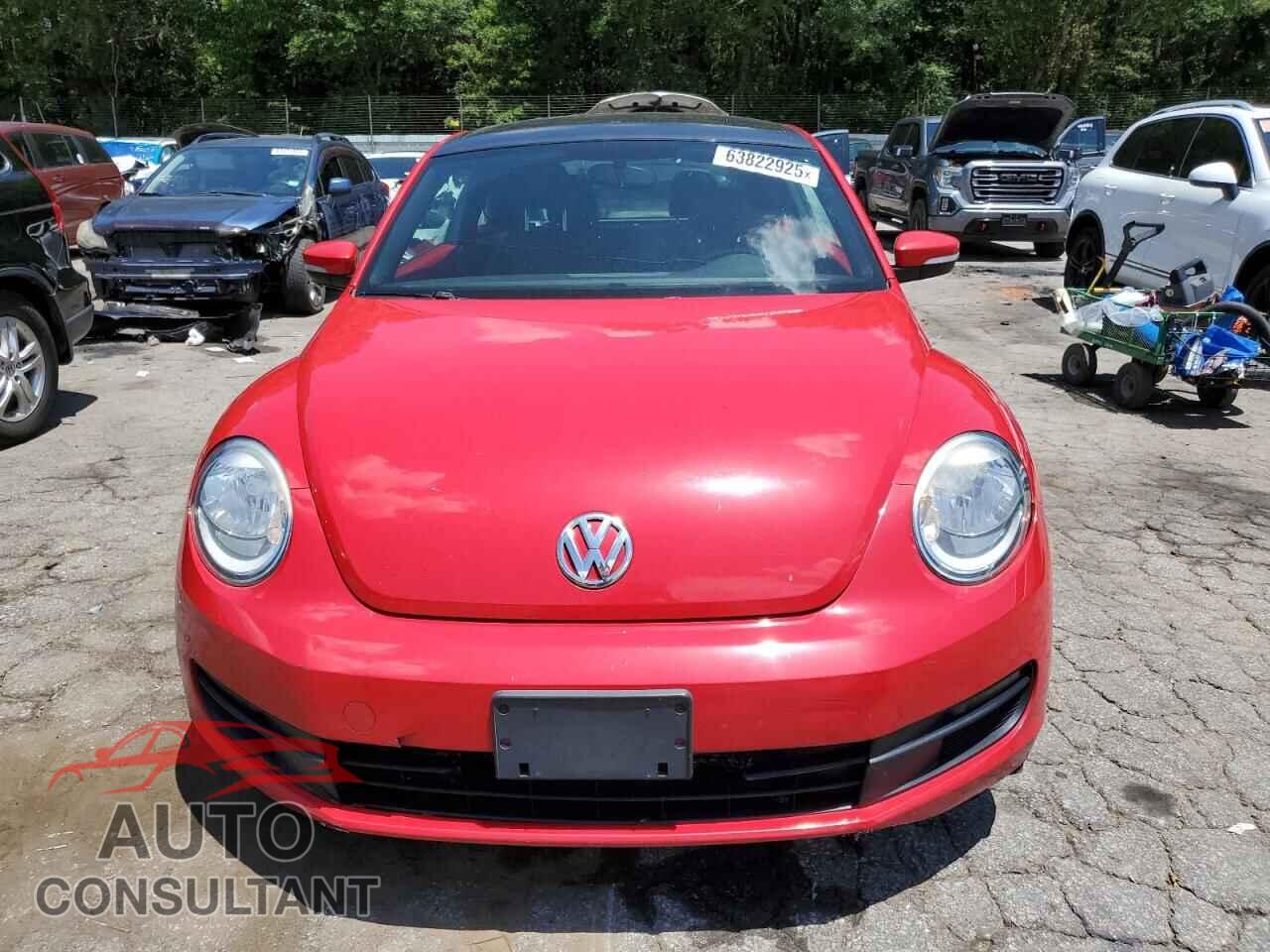 VOLKSWAGEN BEETLE 2012 - 3VWJP7AT1CM646180