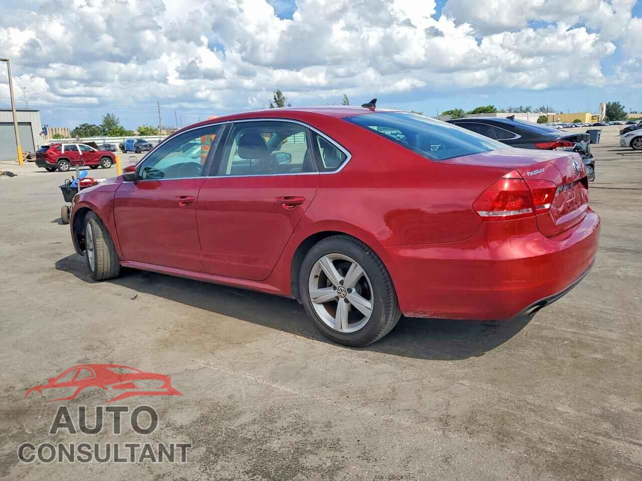 VOLKSWAGEN PASSAT 2015 - 1VWAT7A35FC094121