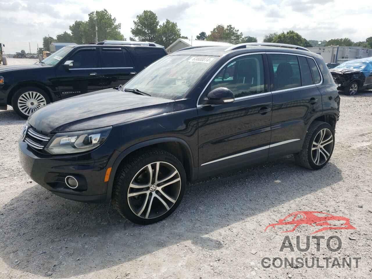 VOLKSWAGEN TIGUAN 2017 - WVGVV7AX2HK011931