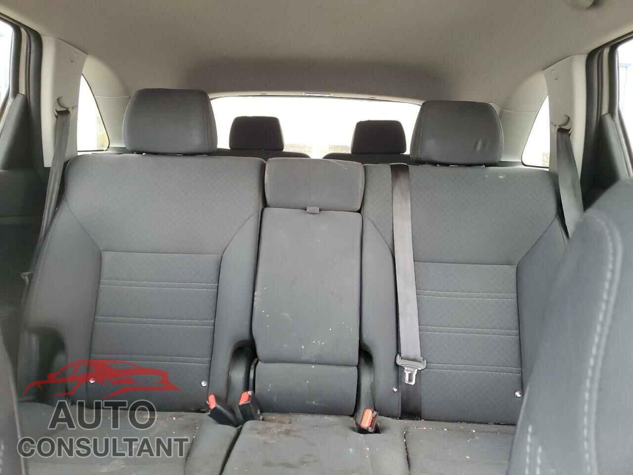 KIA SORENTO 2018 - 5XYPGDA59JG339072