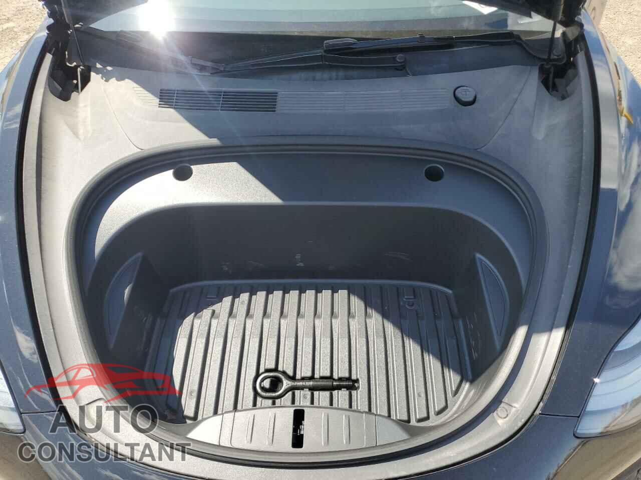 TESLA MODEL 3 2023 - LRW3E1FA5PC872555