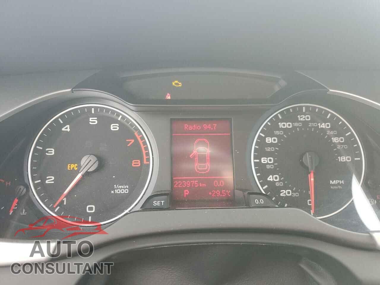 AUDI A4 2012 - WAUBFAFL7CN015663