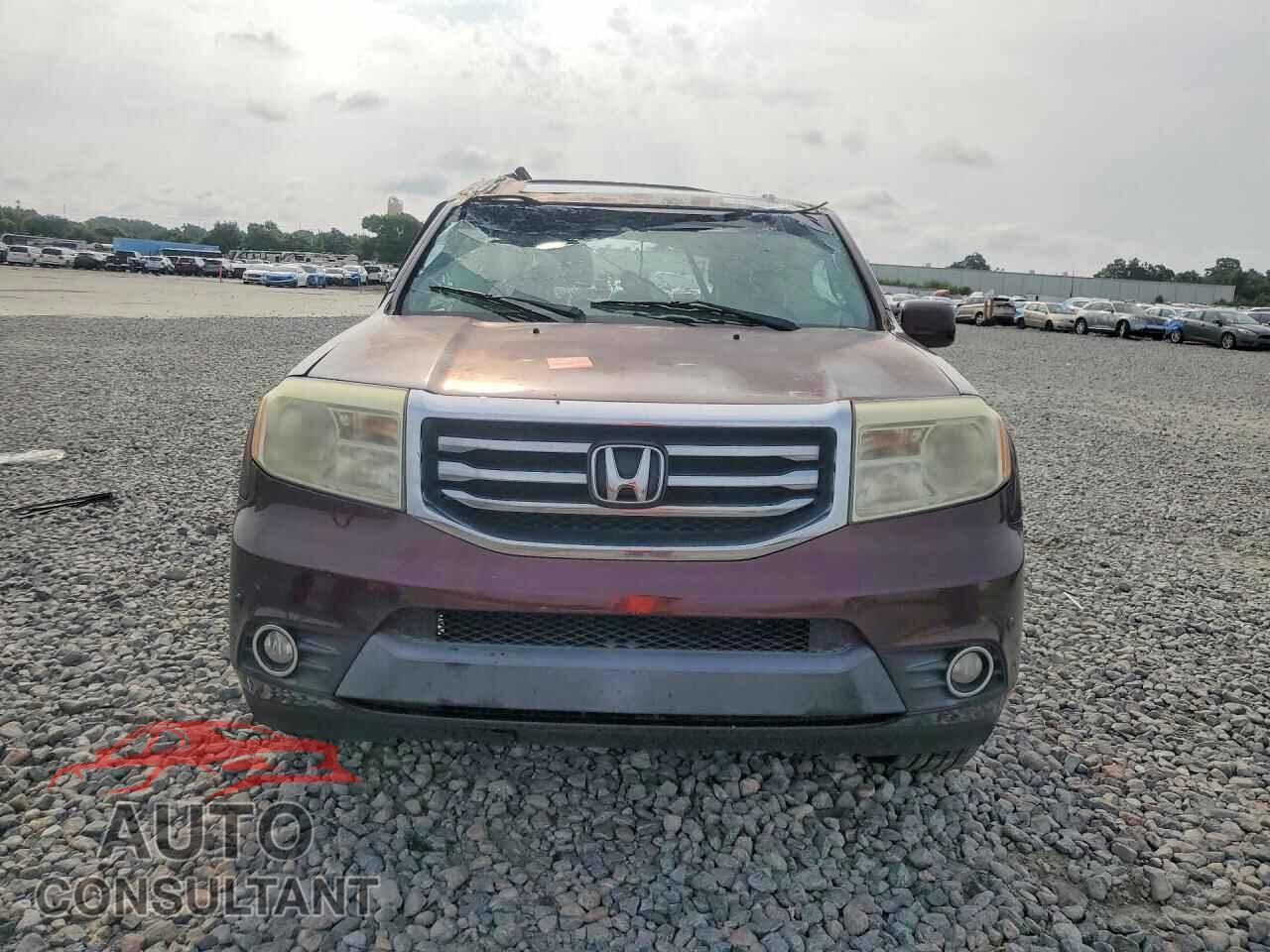 HONDA PILOT 2015 - 5FNYF3H96FB013917