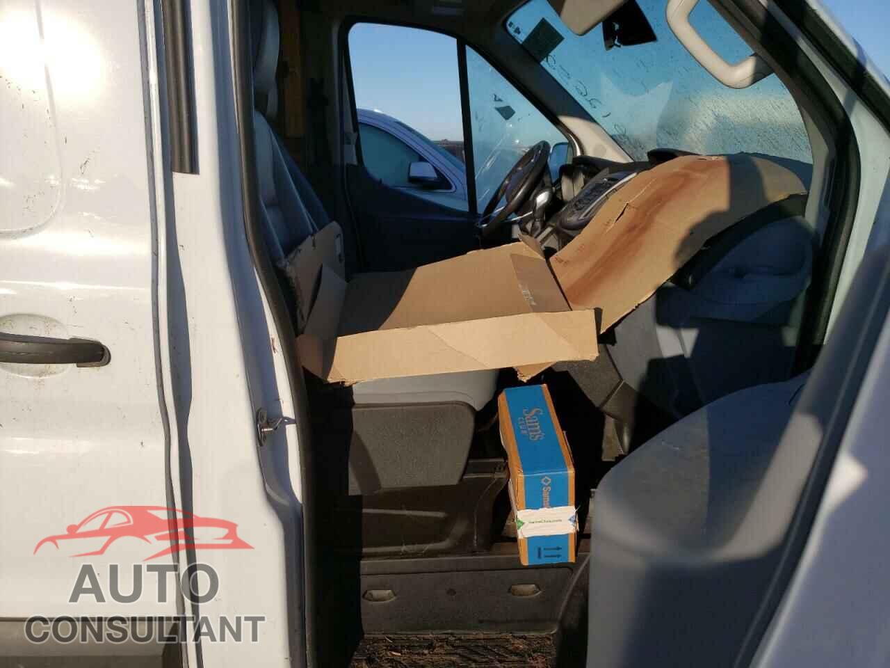 FORD TRANSIT 2019 - 1FTYR2CM2KKB84089
