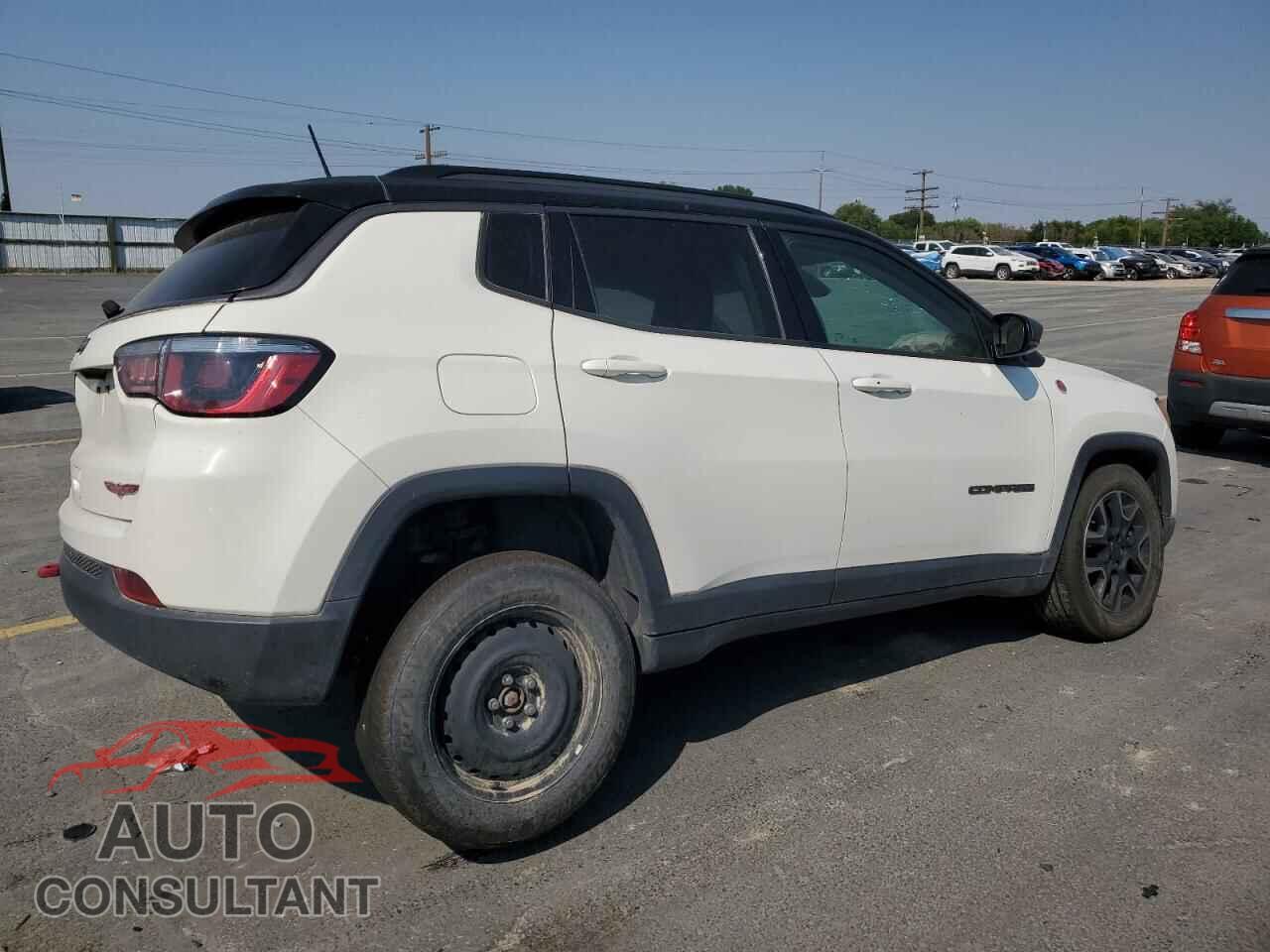 JEEP COMPASS 2019 - 3C4NJDDB7KT668972