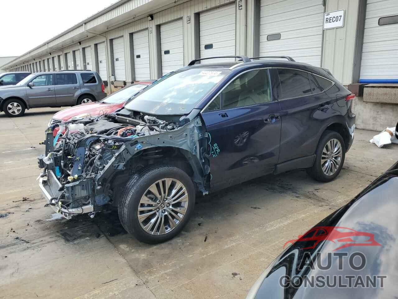 TOYOTA VENZA 2021 - JTEAAAAH2MJ003215