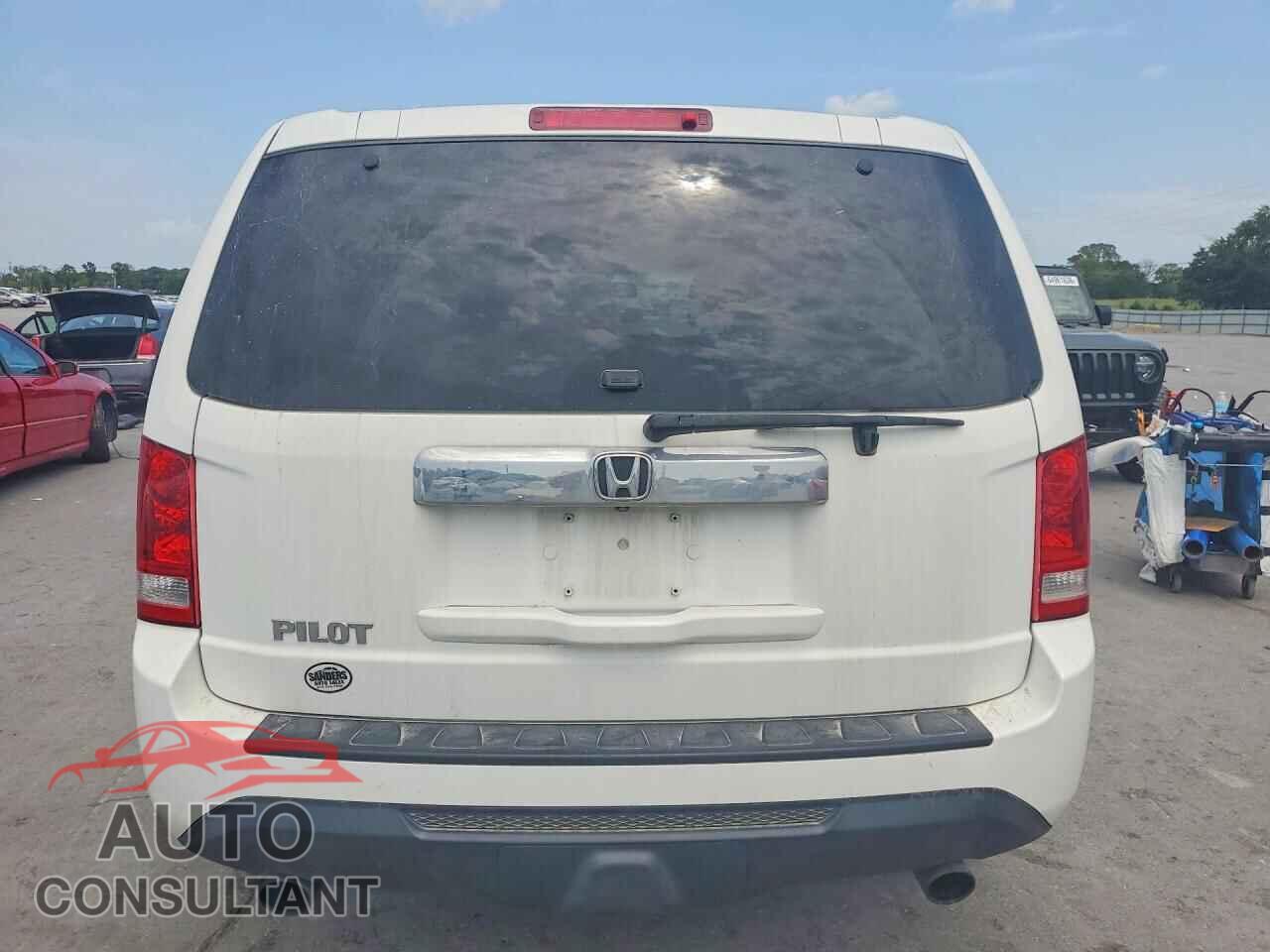 HONDA PILOT 2013 - 5FNYF3H56DB036110