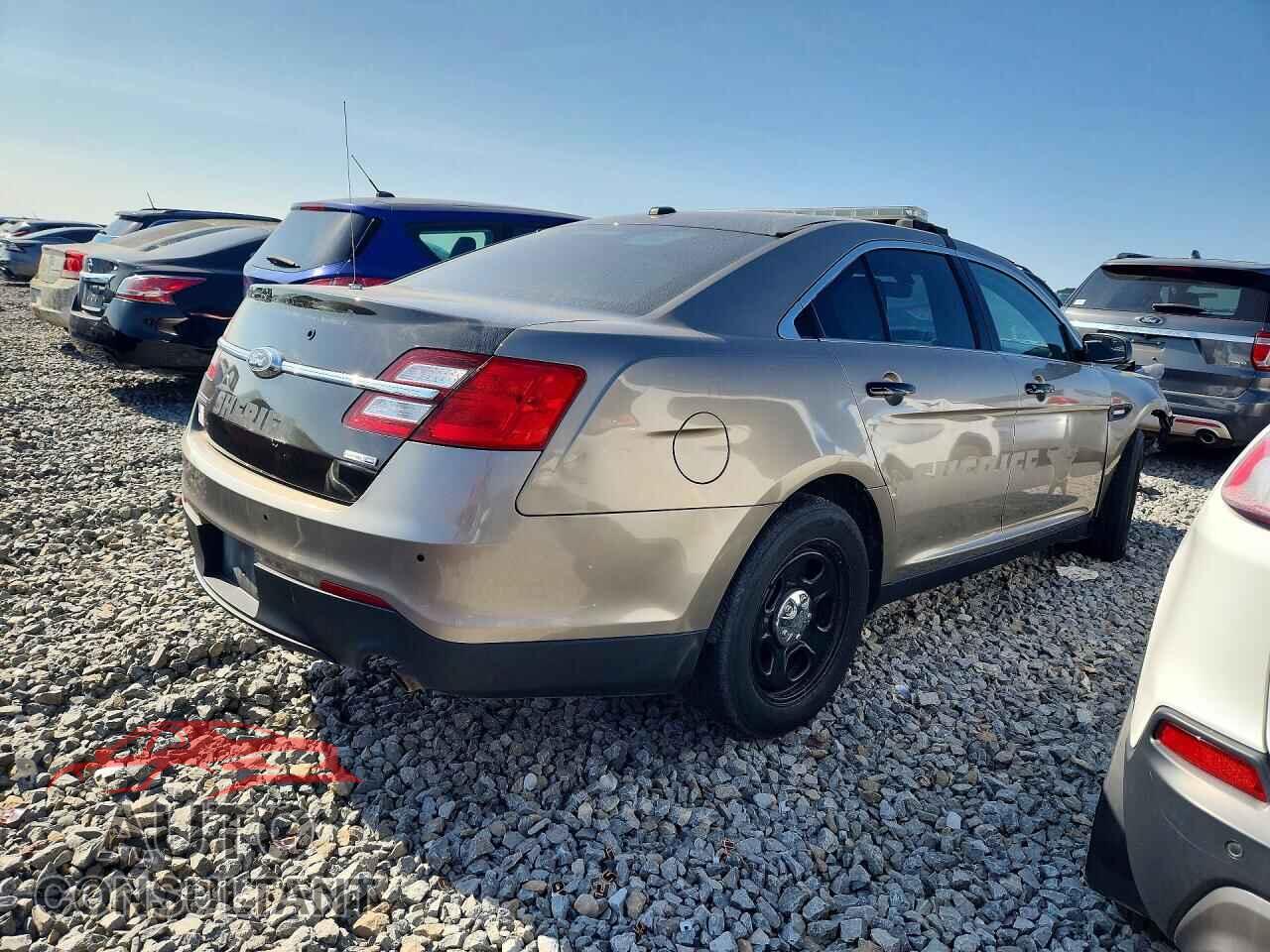 FORD TAURUS 2018 - 1FAHP2MK7JG125551