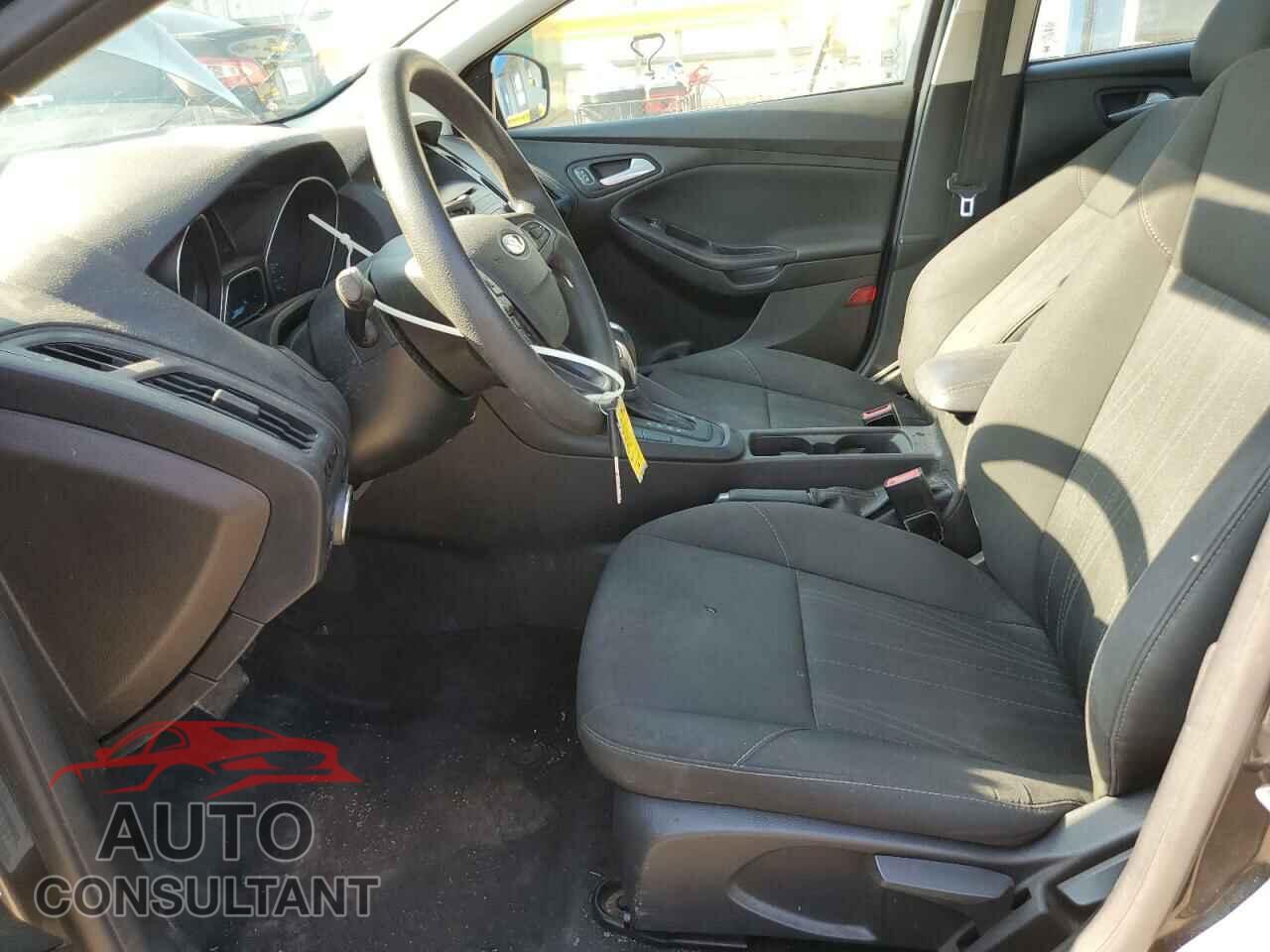 FORD FOCUS 2016 - 1FADP3FE1GL253425