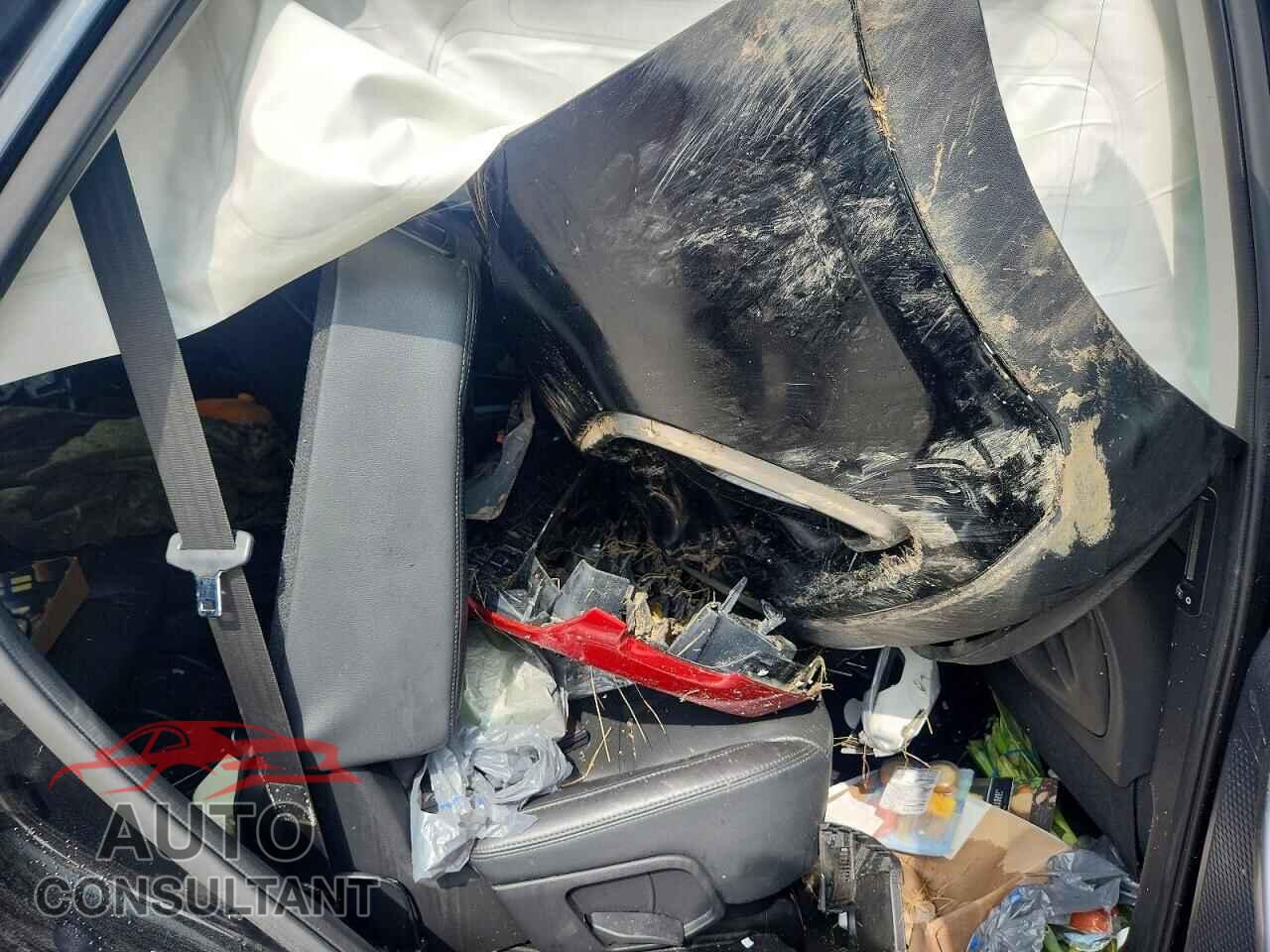 HYUNDAI SANTA FE 2017 - KM8SRDHF5HU248601