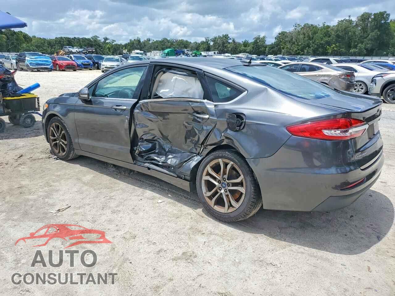 FORD FUSION 2020 - 3FA6P0CD8LR137170