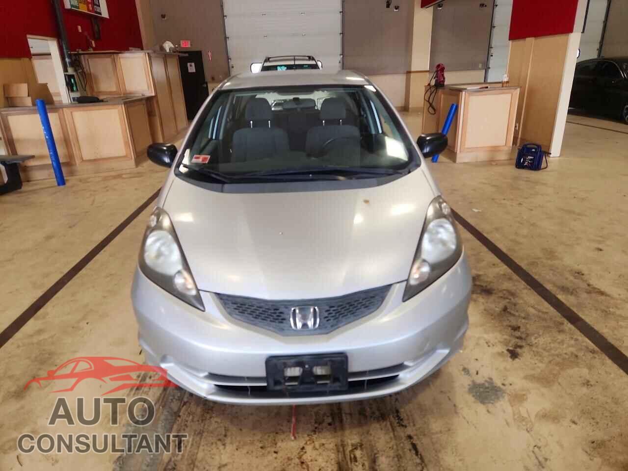 HONDA FIT 2011 - JHMGE8H33BC008512