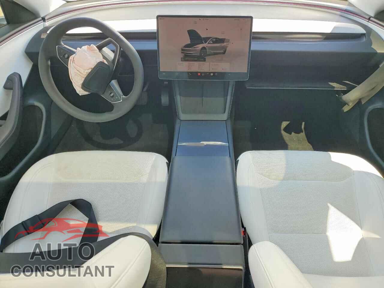 TESLA MODEL 3 2026 - 5YJ3E1EA4TF181745
