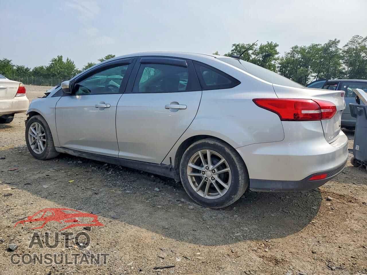 FORD FOCUS 2015 - 1FADP3F24FL205227