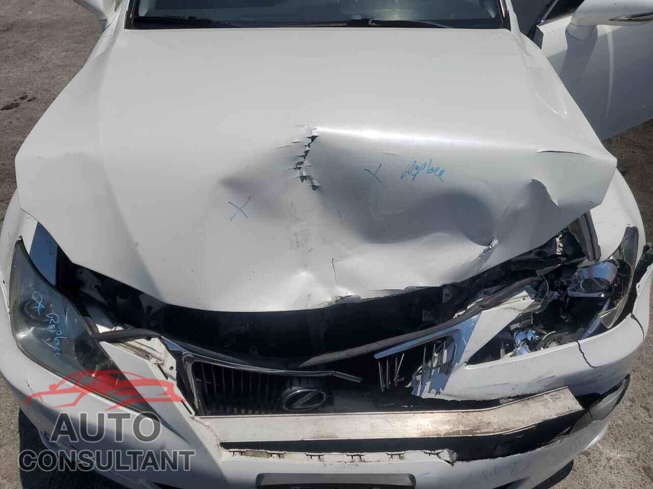 LEXUS IS 2012 - JTHBF5C28C5184708
