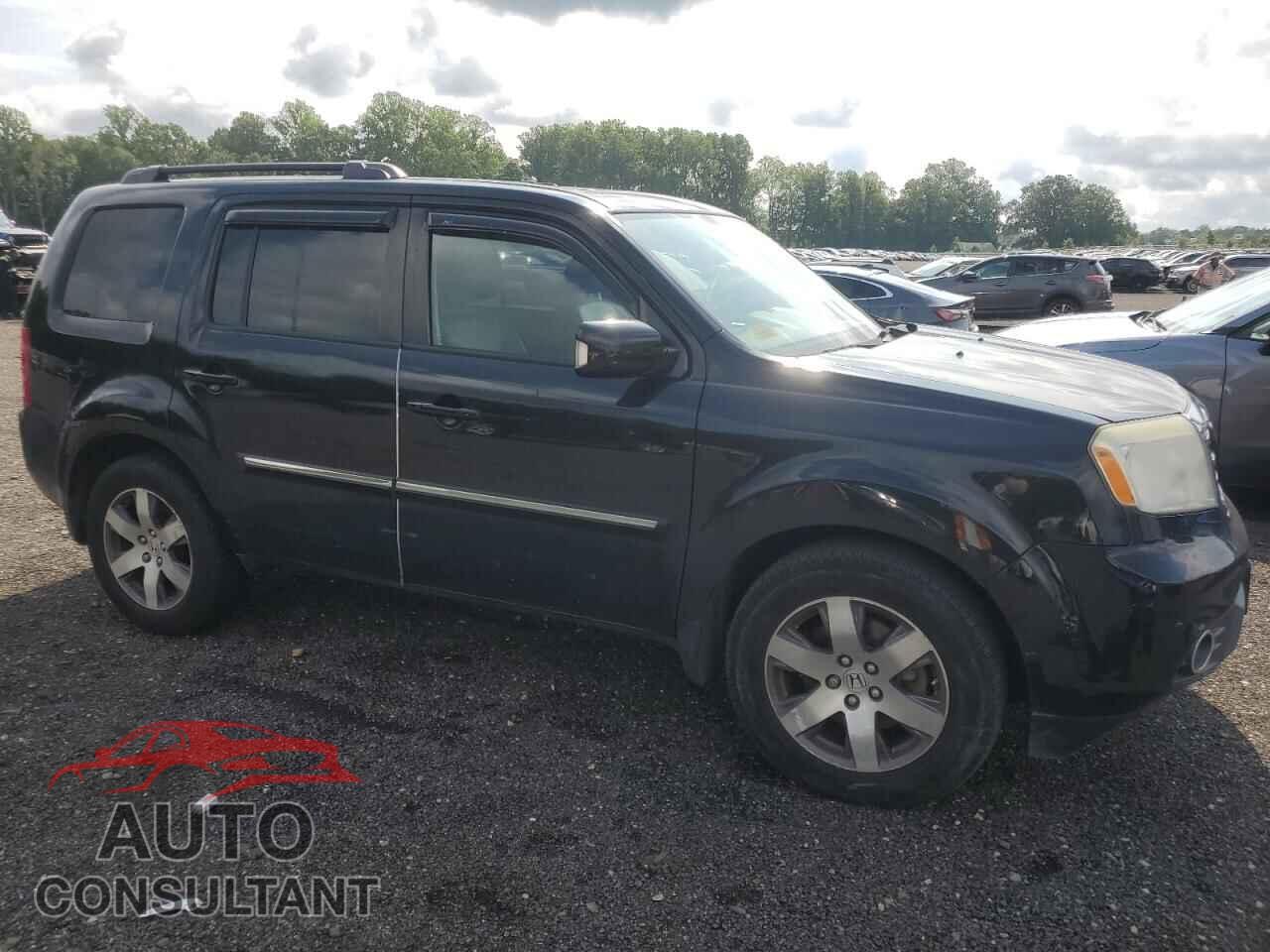 HONDA PILOT 2015 - 5FNYF4H96FB031212