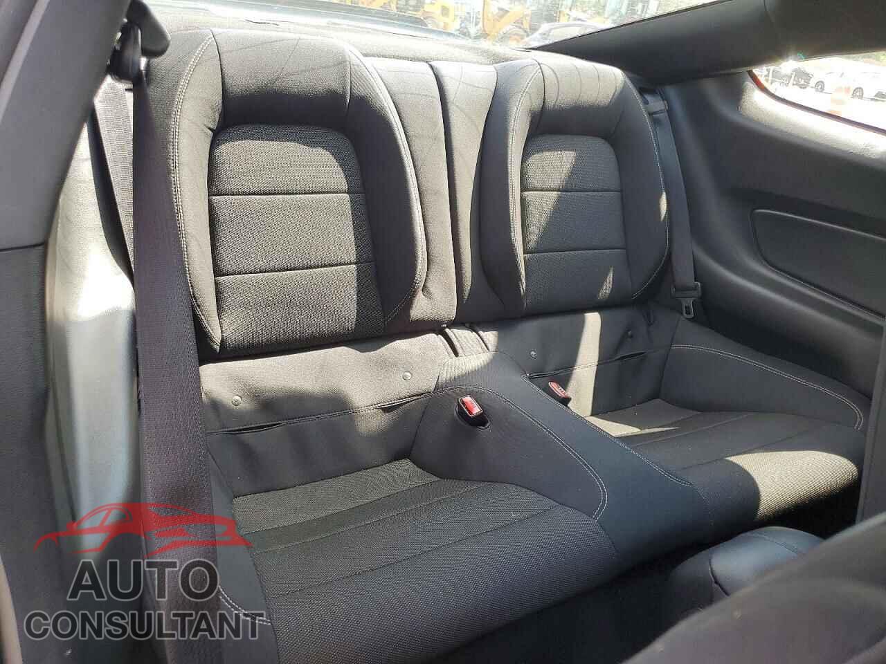 FORD MUSTANG 2015 - 1FA6P8AM7F5402783