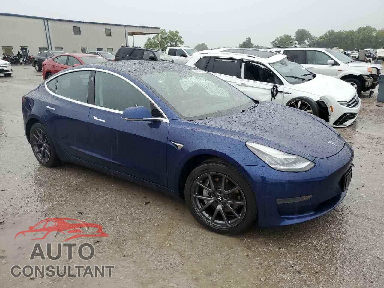 TESLA MODEL 3 2020 - 5YJ3E1EBXLF711225