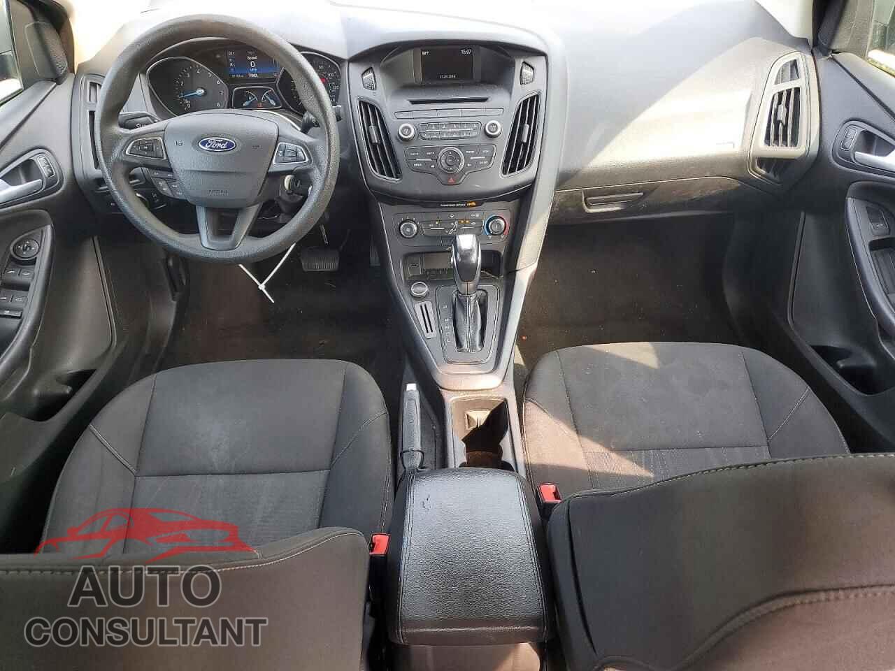 FORD FOCUS 2016 - 1FADP3F28GL345024