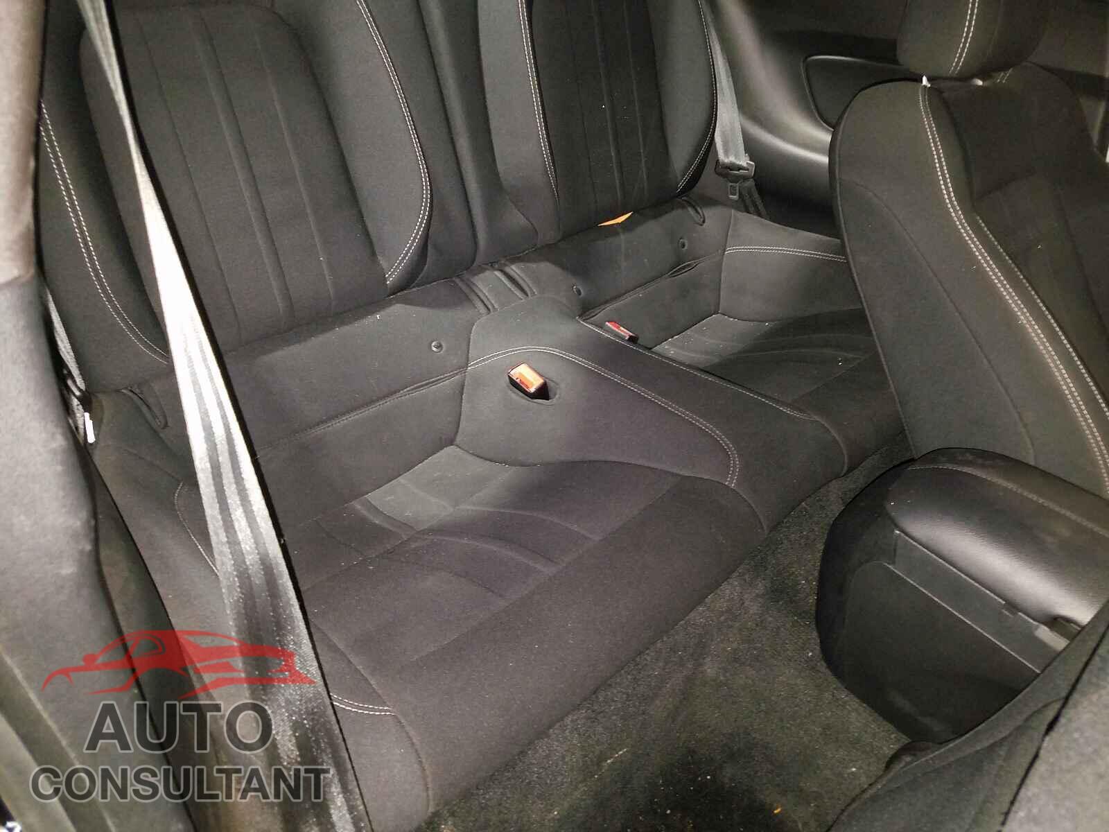 FORD MUSTANG 2018 - 1FA6P8TH2J5104330