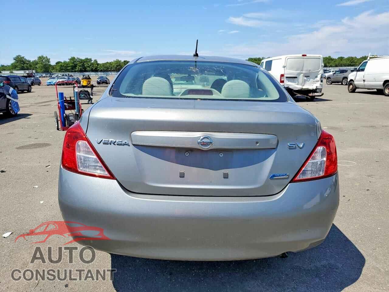 NISSAN VERSA 2012 - 3N1CN7AP0CL926105