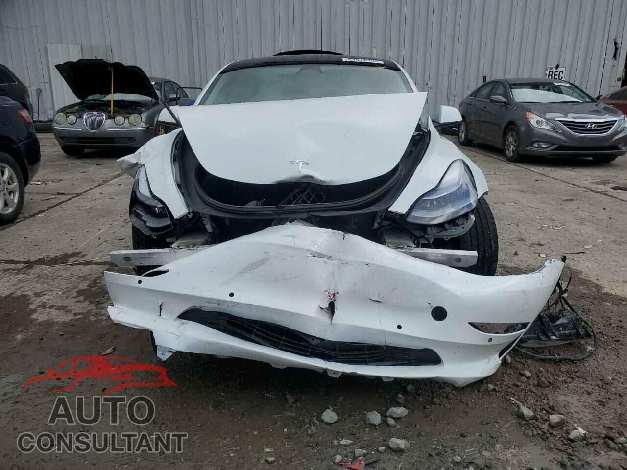 TESLA MODEL 3 2022 - 5YJ3E1EA2NF342869