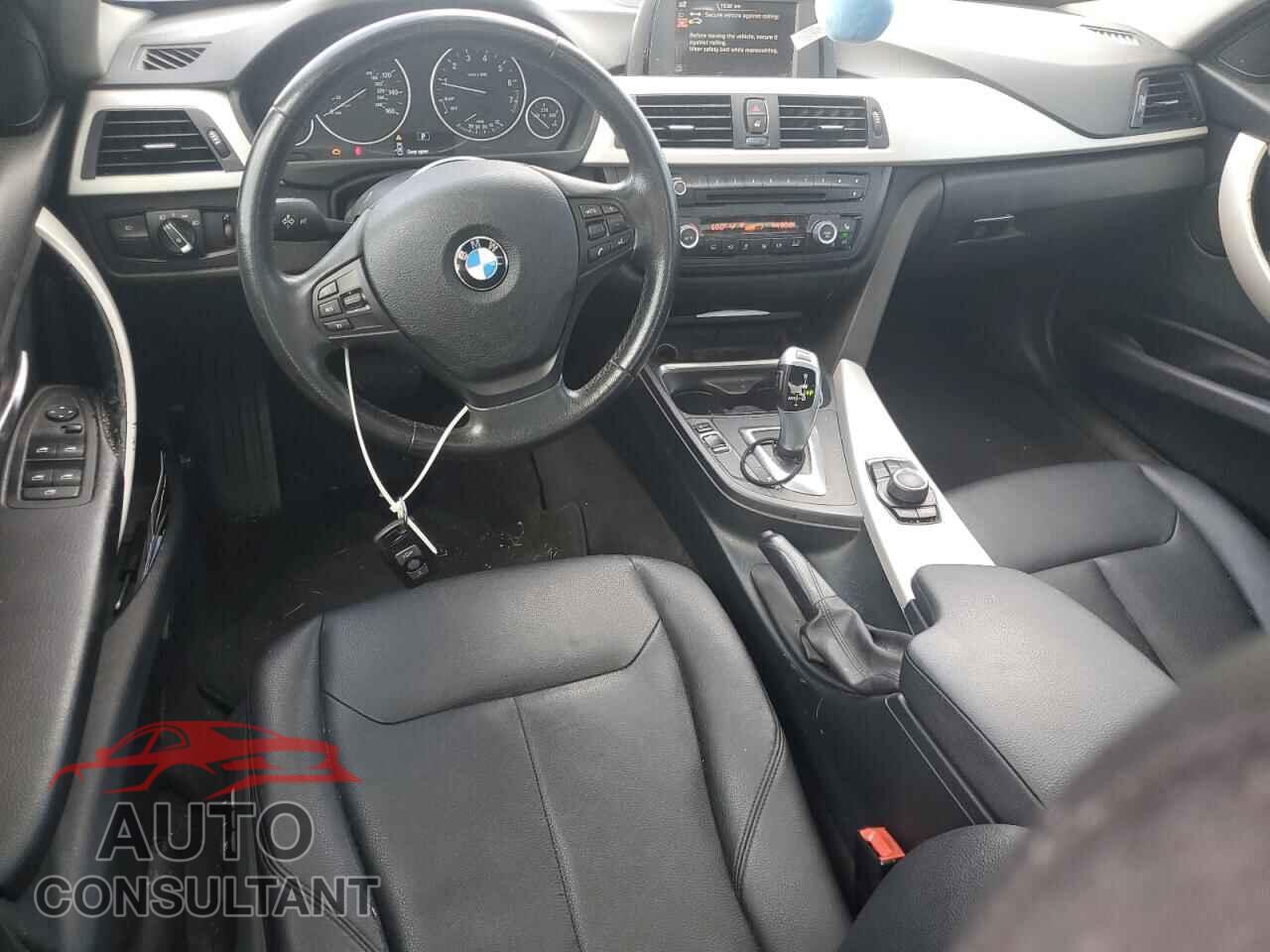 BMW 3 SERIES 2015 - WBA3C3G57FNS75476