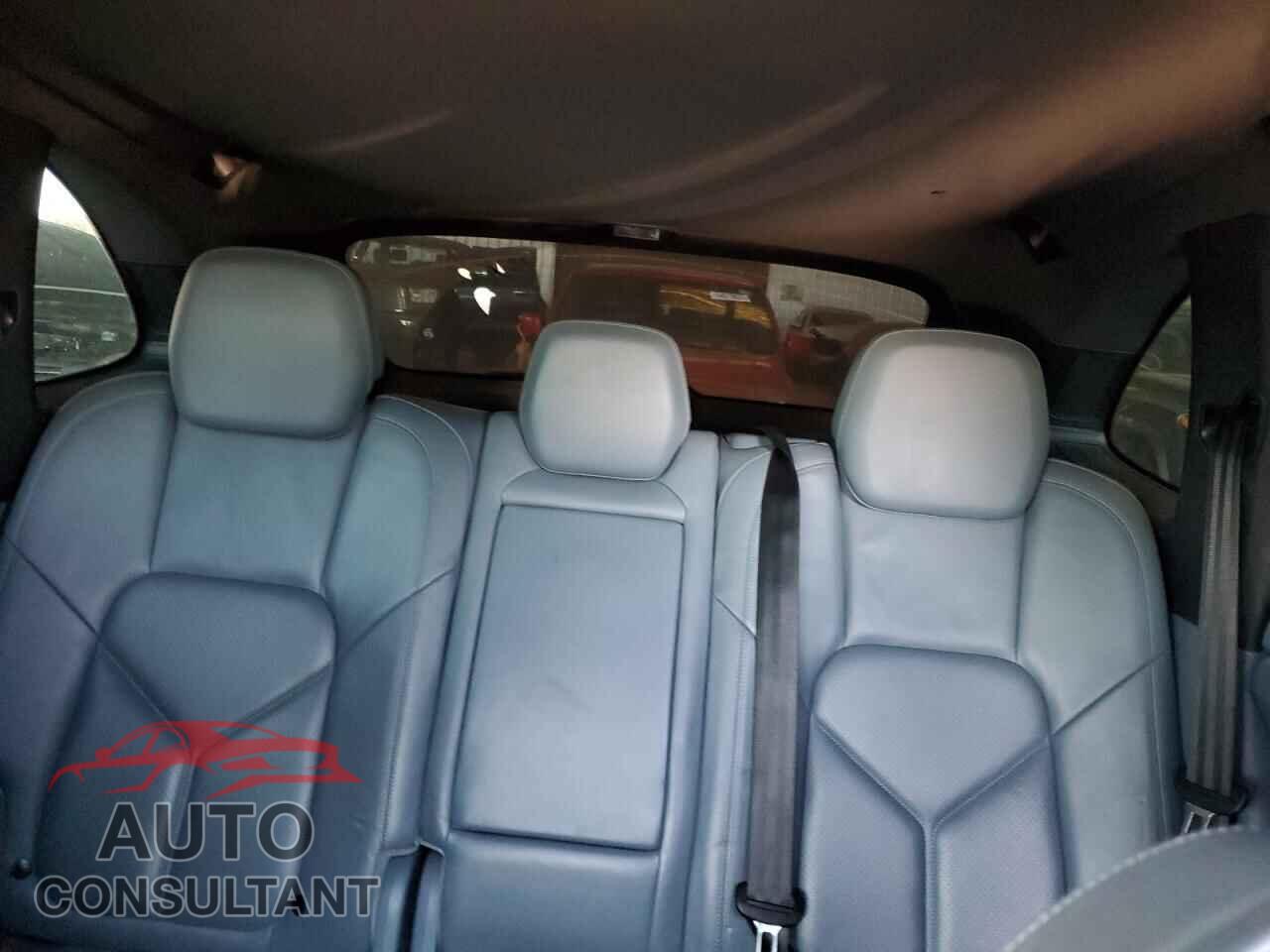 PORSCHE CAYENNE 2012 - WP1AB2A22CLA42830