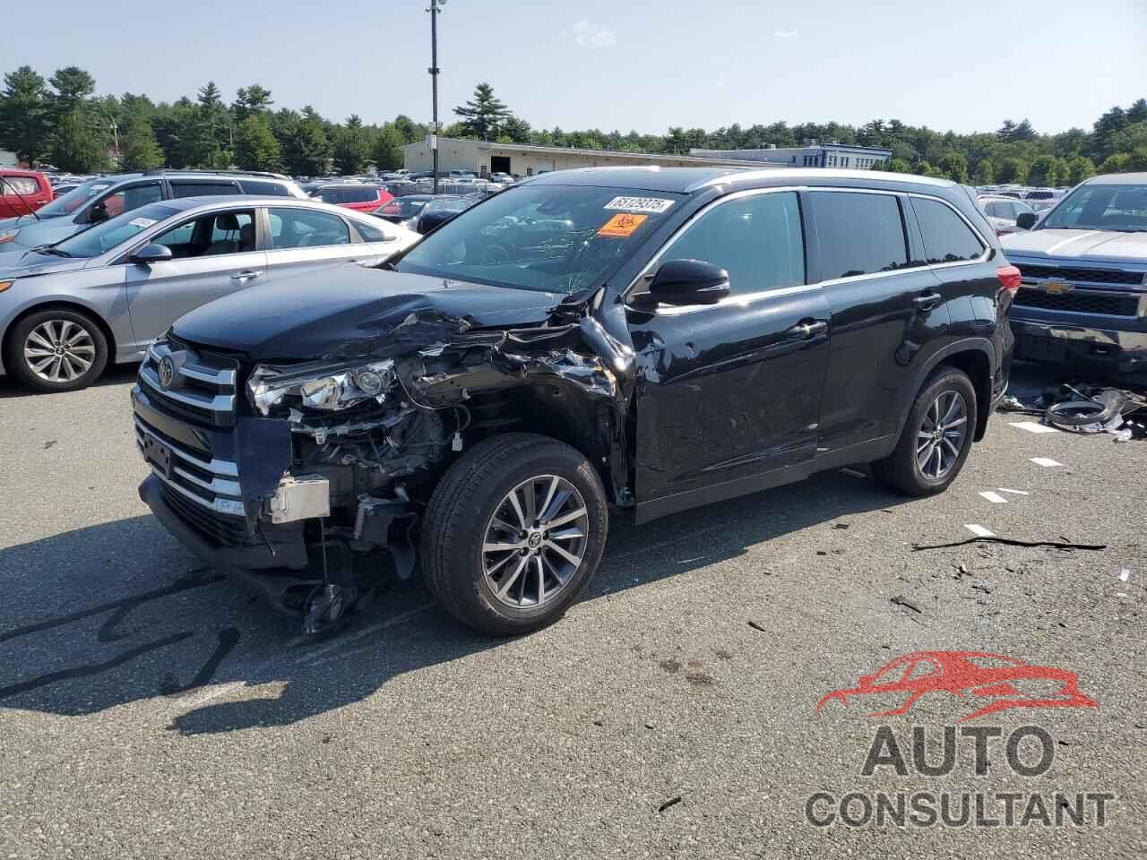 TOYOTA HIGHLANDER 2019 - 5TDJZRFH6KS568684