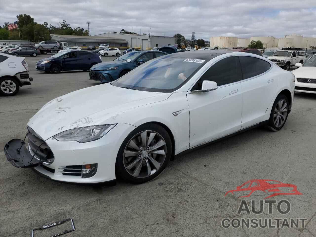 TESLA MODEL S 2014 - 5YJSA1H15EFP49961