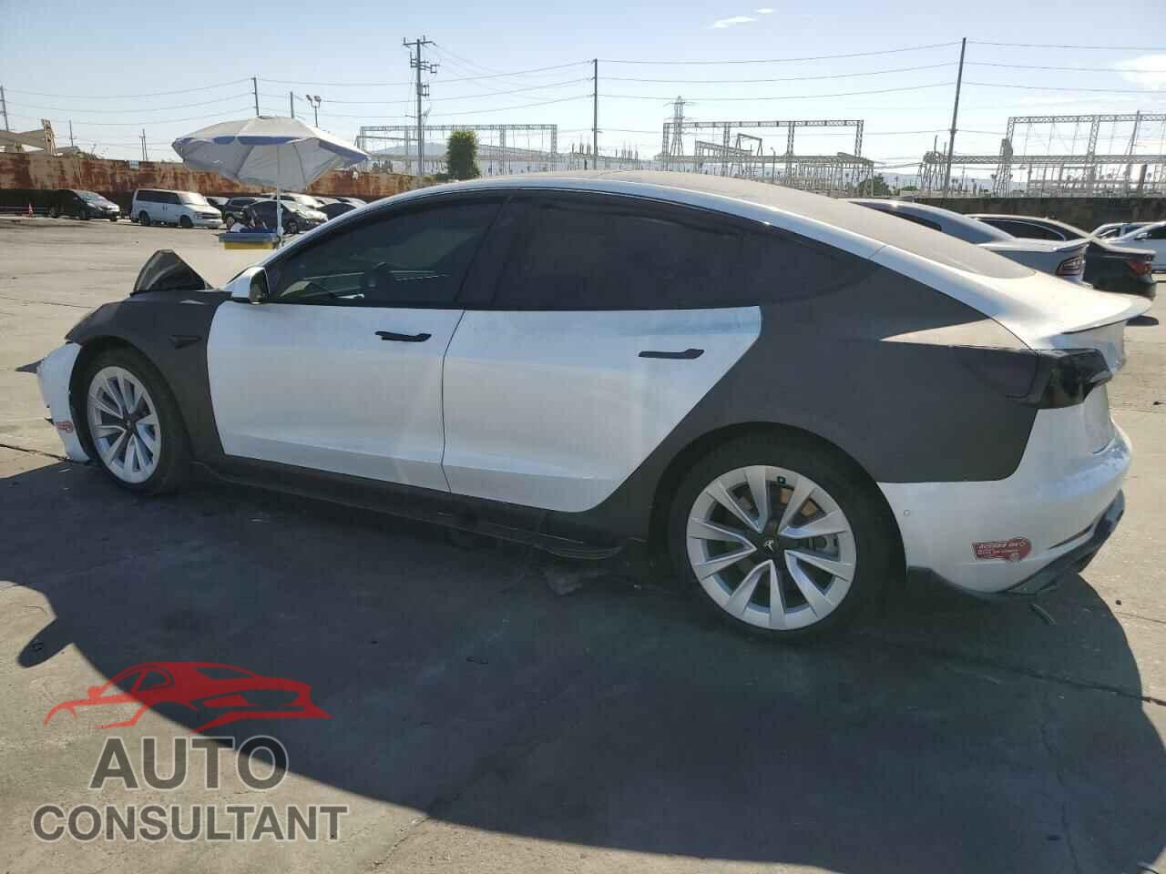 TESLA MODEL 3 2022 - 5YJ3E1EB3NF143581