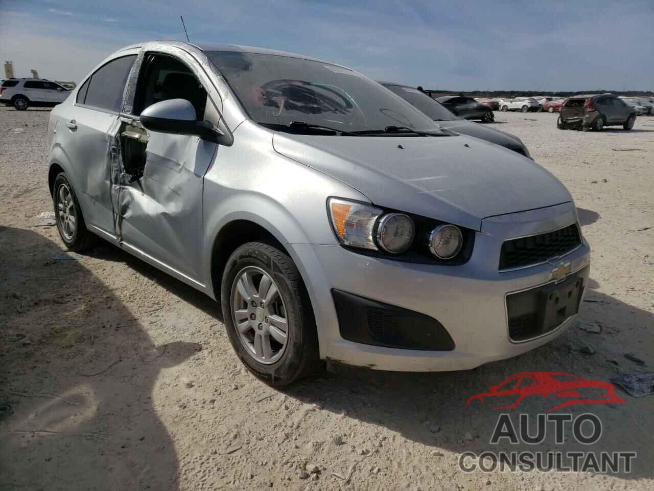 CHEVROLET SONIC 2016 - 1G1JC5SH6G4106007