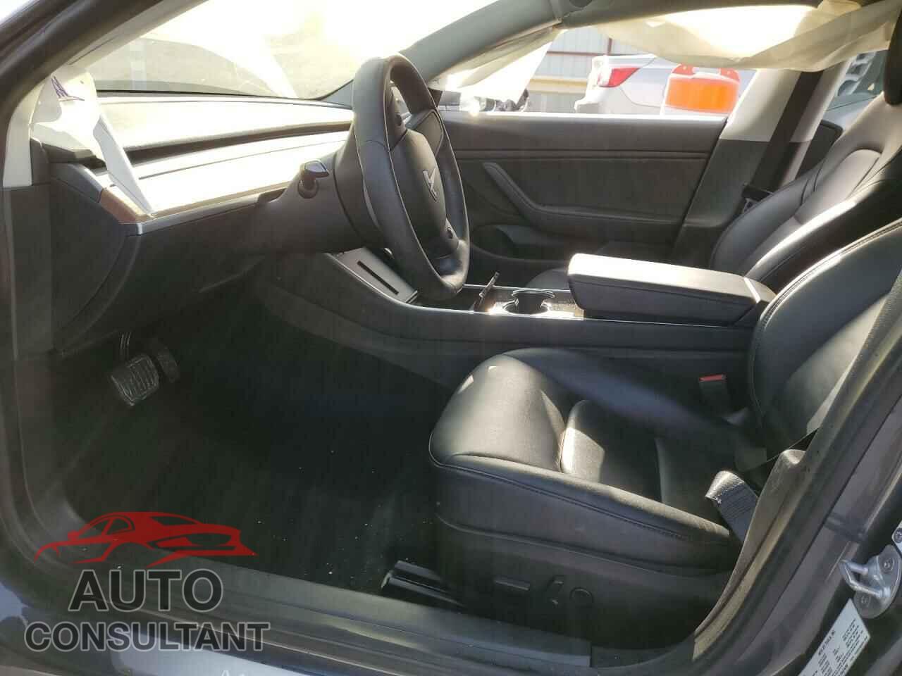 TESLA MODEL 3 2020 - 5YJ3E1EB5LF647496