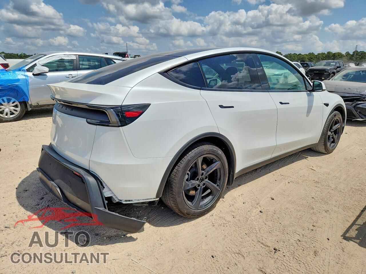 TESLA MODEL Y 2026 - 7SAYGDED5TA664639