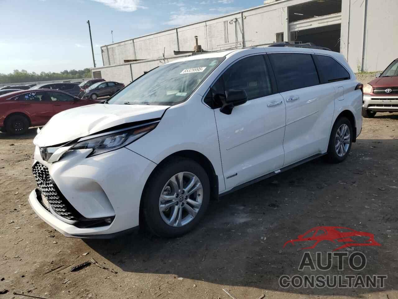 TOYOTA SIENNA 2021 - 5TDDSKFC0MS035679